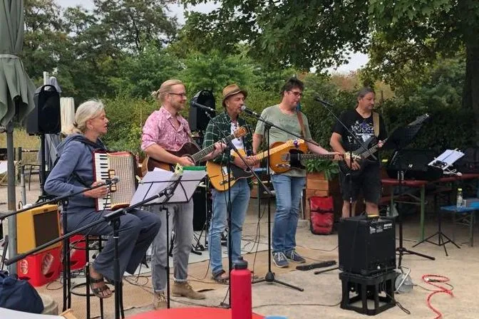 Bild der Band am Kalscheurer Weiher